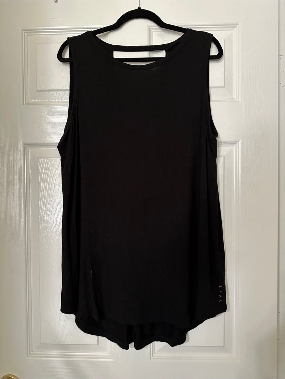 Lane Bryant Livi Active Black Swing Tank Top with Back V 18/20